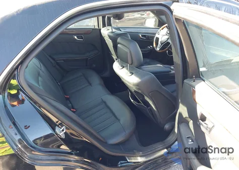 2012 Mercedes-Benz E 350 z USA, uszkodzony, nr VIN WDDHF5KB3CA544588